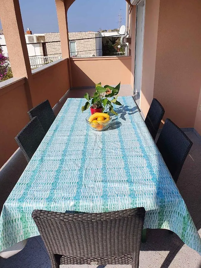 Apartment Lopar 7